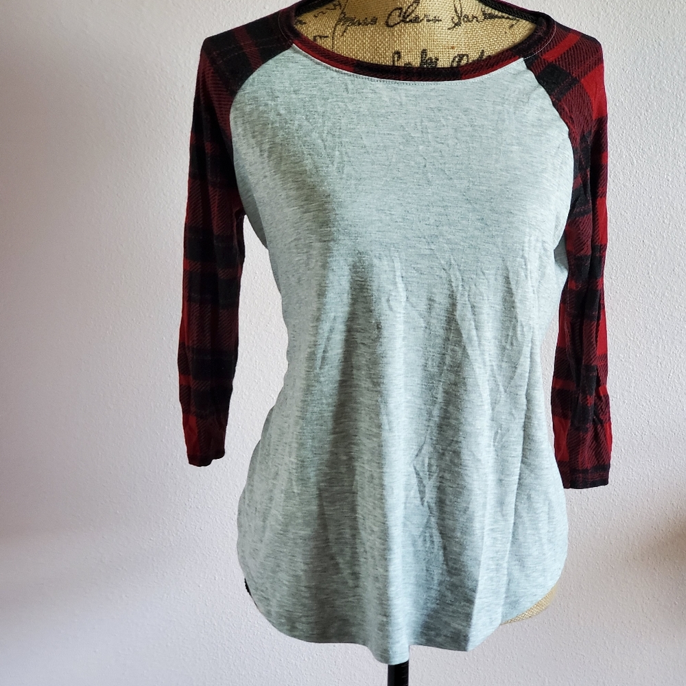 🧊 Baseball Tee